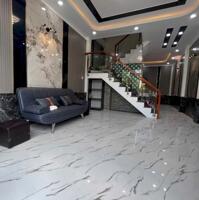 Bán nhà 1 trệt 1 lầu mới xây đường ĐH25C gần ngay trung tâm TP Vĩnh Long