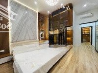 Ngõ Thẳng Tắp, Mặt Tiền 4,5M Bán Nhà Phố Trạm, Long Biên 83M2 X 4,5 Tầng Xách Vali Về Ở