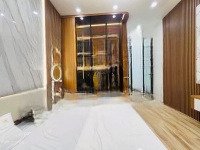 Ngõ Thẳng Tắp, Mặt Tiền 4,5M Bán Nhà Phố Trạm, Long Biên 83M2 X 4,5 Tầng Xách Vali Về Ở
