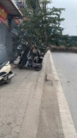 Bán Đất Mặt Phố Tặng Nhà Cấp 4 Khu Vực Buôn Bán Sầm Uất Ngày Đêm Vỉa Hè Để Xe Rộng
