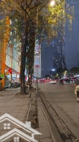 Cho Thuê Nhà Mặt Phố Trần Duy Hưng, Diện Tích: 300M2, Vị Trí Vip, Giá: 130 Triệu/Tháng