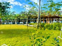 Bán Lỗ Nhà Phố 3 Tầng View Công Viên Duy Nhất Tại Sun Casa Central Giá Tốt Nhất Khu Vực