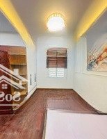 Bán Nhà Lô Góc Tây Mỗ, 30M² X 3T,Mặt Tiền5M, Ô Tô Vào Nhà, Gần Vinhomes, Giá Bán 6 Tỷ, Sổ Đỏ Chính Chủ