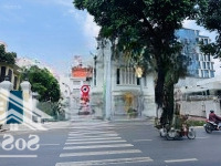 Cho Thuê Biệt Thự Góc 2Mt 212 Võ Thị Sáu, Phường 7, Quận 3, Hồ Chí Minh