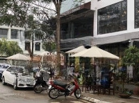 Hiếm Bán Nhà Mặt Phố Vương Thừa Vũ , Lô Góc 160M2 ,3Tầng ,9Mt Liên Hệ: 0962039998