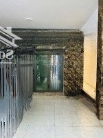 Bán Nhà Ngay Ngã Tư Thủ Đức, Ngang 5M2 Bề Thế, Nhỉnh 4 Tỷ