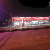 Cho thuê mặt bằng 900m2 tại đường Mê Linh- Khai Quang- Vĩnh Yên . giá: 100tr/ tháng