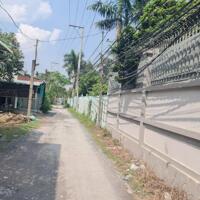 bán đất  đường xe tải 10x42m2 ở  xã Đức Hòa Thượng,Đức Hòa, Long An giá chỉ 3 tỷ.