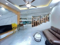 Bán Nhà Nguyễn Ngọc Nại, 33M², Gần Phố, Ngõ Thông, Sát Bãi Ô Tô, Giá Chỉ 5.6 Tỷ