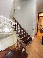 Bán Nhà Dương Quảng Hàm ,Dân Xây,
Gần Phố,Gần Ô Tô,Vuông Diện Tích: 43M2,5T,Chỉ 8.5 Tỷ