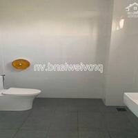 Cho thuê toà nhà Quận 1, Nguyễn Thị Minh Khai, 1 hầm + 8 tầng, dt 1 sàn 234m2