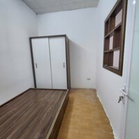 Cho thuê nhà 55m2 x 2 tầng, 3PN, ngõ oto Vũ Tông Phan KD Cà Phê, VP, Online kết hợp ở lại