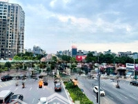 Hoa Hậu Mặt Phố Trung Tâm Cổ Linh, 5 Tầng Lô Góc 2 Mặt Tiền Kinh Doanh Sầm Uất, 60M2 -Mặt Tiền5.7M