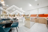 Cho Thuê 2 Phòng Ngủ 2 Vệ Sinh72M2 - Giá Bán 17 Triệu - Tại Vinhome Central Park View Thoáng Giá Tốt. Lh : 0961 663 831