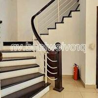 Biệt thự Fideco Thảo Điền cho thuê có DTSD 350m2, 3 tầng, 4PN, làm văn phòng