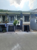 Nhà Gần Sài Gòn : 4Tỷ600_66M2 Nhà 1 Trệt 2 Lầu Kdc Gần Trung Tâm Y Tế Dĩ An