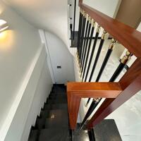 Nhà đẹp ở ngay, 2 ô tô,7T thang máy, ngõ 132 võ chí công PL bộ GD - ĐT, 60m2*MT 5m 20,5tỷ