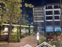 Sống Giữa Trái Tim Thành Phố Chạm Đến Giá Trị Đích Thực
