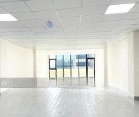 Cho Thuê Văn Phòng Phường 2, Tân Bình, Đường Yên Thế, Văn Phòng 90M2, 130M2, Phía Trước, Vuông Vức
