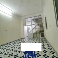 Cho thuê nhà Vũ Trọng Phụng, Thanh Xuân, 3 tầng, 30m2, 2 ngủ, 2 vệ sinh 8.6tr (có tl)