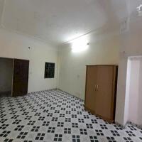 Cho thuê nhà Vũ Trọng Phụng, Thanh Xuân, 3 tầng, 30m2, 2 ngủ, 2 vệ sinh 8.6tr (có tl)