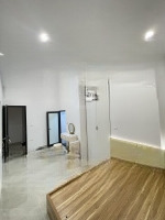 Bán Nhà Phố Ngọc Hà- 6,2 Tỷ- 36M2 - Gần Phố - Dân Xây Mới - Full Nội Thất