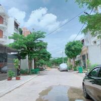 Bán nhà mặt tiền đường Nguyễn Thị Do, Cực Đẹp lung linh,128m2, 4 Tầng, Đường 12m Thông Tứ Tung xe hơi ngủ trong nhà.