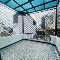 Bán nhà mặt ngõ Chùa Láng, Đống Đa, thiết kế 6 tầng thang máy, ô tô vào nhà. Giá 15.7 tỷ