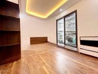 Nr Tân Mai 30M 5T Mt4.6, Nhà Mới Koong, 1 Nhà Ra Ô Tô, Tặng Nội Thất, Gần Trường, Chợ.