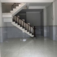 Chủ ngộp giảm 250tr!  Nhà Thạnh Xuân 52- Dt Đất 104m2- Đường trải nhựa 8m- giá 4,75 tỷ 