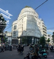 Tòa Nhà Lô Góc Siêu Khổng Lô, Vị Trí Đắc Địa Ngay Trung Tâm Quận 7, Giá Bán 140 Tỷ