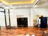 Siêu Phẩm Cầu Giấy, Nhà 7 Tầng, Thang Máy, Ô Tô Vào Nhà, Ô Tô Đỗ Cửa, Vài Bước Ra Phố.