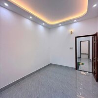 Nhà lầu 3 phòng ngủ, gần trường đại học Cần Thơ