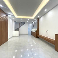 Bán Nhà Quan Nhân 31M², 5 Tầng, Gần Phố, Khung Cột Chắc, Ngõ Đẹp Chỉ 5.6 Tỷ