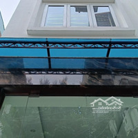 Cho Thuê Nhà Riêng 47M2, Giá Bán 11,9 Triệu Tại Ngõ 129 Bát Khối, View Đẹp, Uy Tín