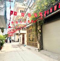 Phú Nhuận, Huỳnh Văn Bánh, HXH cạnh nhà, 4 Tầng, 42m2, 3PN, Ở/cho thuê, 7.8 Tỷ