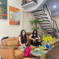 Chính Chủ Cho Thuê Nhà Góc 2 Mặt Tiền 68 Cao Thắng, P4, Q3, 3.5X12M, Trệt 3 Lầu, 0908140491