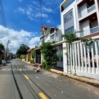 Bán Nhà 10M X 20 Nhà Tác Được 2 Lô Nhà Nằm Mặt Tiền Đường Phân Được 2 Lô Sổ Vuông Đẹp