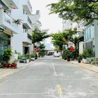 Bán Nhà Khu Phân Lô Thạnh Xuân 25- 4 Tầng- 200m2- Đường 8M vỉa hè-6,3 tỷ