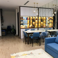Bán Gấp Căn Hộ 2 Ngủ, 74M2, Full Nội Thất Đẹp Có Ban Công Phòng Khách Tại Goldmark City