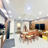 Siêu phẩm phố Võ Chí Công 55m2 – 6T thang máy – Mặt tiền 4.7m ô tô dừng đỗ 19.5 tỷ