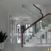 Nhà Phố Chuyên Gia 70M2, Chỉ 2,8 Tỷ, Sở Hữu Nhà Hoàn Thiện Tại Bình Dương