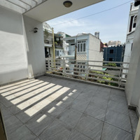 Thư Trung - Văn Cao Sân Cổng Ô Tô Trong Nhà. Diện Tích: 106 M2 (Ngang 4.5M) Nở Hậu. Tiện Ích: 4 Ngủ, 3Vs