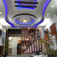 - Duy Nhất Một Căn 3 Tầng Đường Trần Nhân Tông Vị Trí Đẹp Sầm Uất