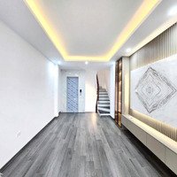 Lạc Long Quân - Bưởi - Cầu Giấy - Ngõ Trước Nhà Rộng - 6 Tầng Thang Máy - Full Nội Thất -Chỉ 8,6Tỷ