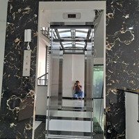 Cho Thuê Nhà 4 Tầng Có Thang Máy Mặt Đường Thích Quảng Đức, Kđt Hà Quang 2. Giá Chỉ 35 Triệu/Tháng.