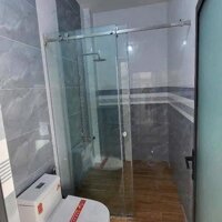 Chủ Cần Tiền, Bán Gấp Ngôi Nhà Mới Xây, Khang Trang, Sạch Sẽ.