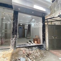 Nhà Cần Bán Văn Chương Diện Tích 59M2 4 Tầng 1.5M Mặt Tiền 6.8Tỷ Đống Đa. Giá Rẻ - Gần Hồ, Trường