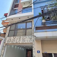 Bán Nhà Mặt Phố Trạm Long Biên, Gara 2 Ô Tô, Thang Máy, 7 Tầng Full Nội Thất, Kinh Doanh Đỉnh.