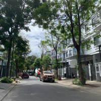 Nhà Phố Vườn Hồ Cá Koi 140M2 Xinh Xắn Lakeview City 23,5 Tỷ!